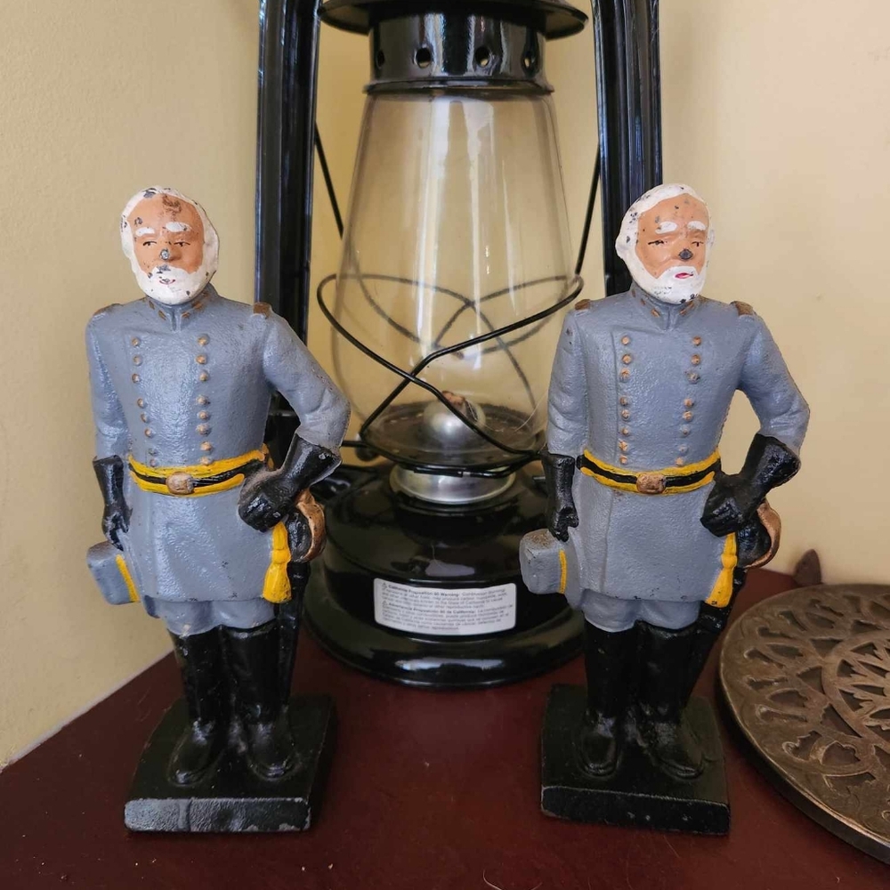 Rare Cast Iron Civil War Solider Figurines